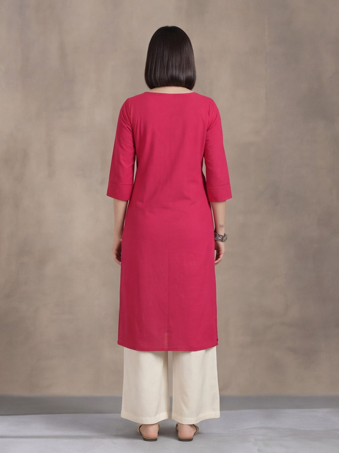 Jaipur Kurti Women's Solid Straight Pure Cotton Kurta Fuchsia