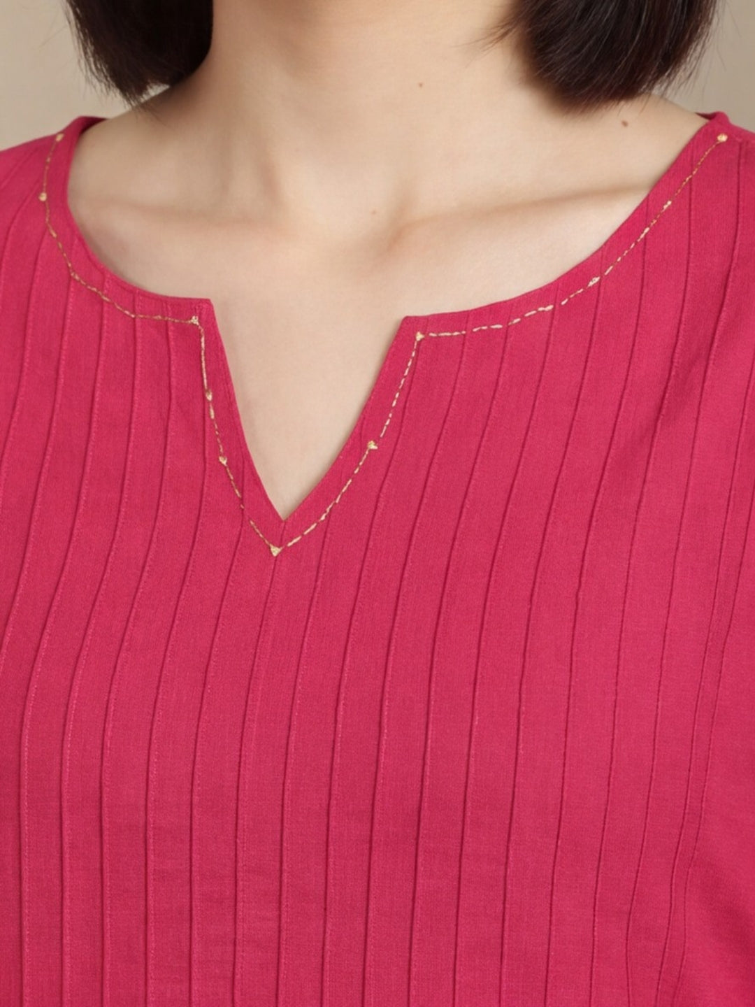 Jaipur Kurti Women's Solid Straight Pure Cotton Kurta Fuchsia