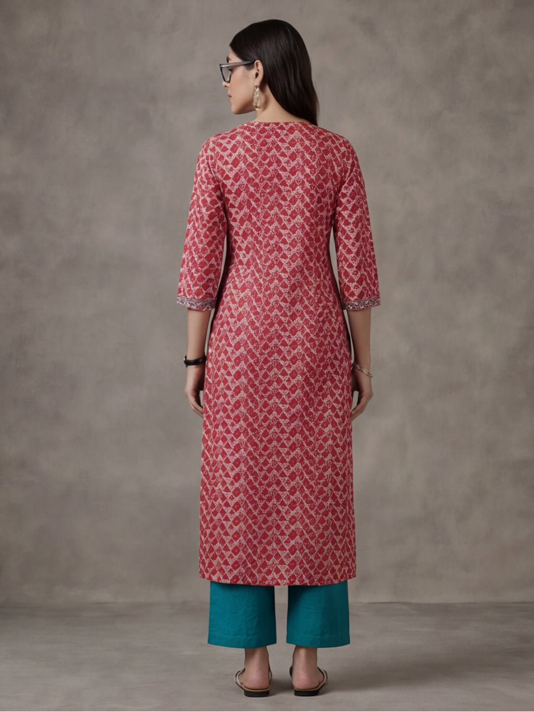 Jaipur Kurti Women's Floral Printed Straight Pure Cotton Kurta Fuchsia