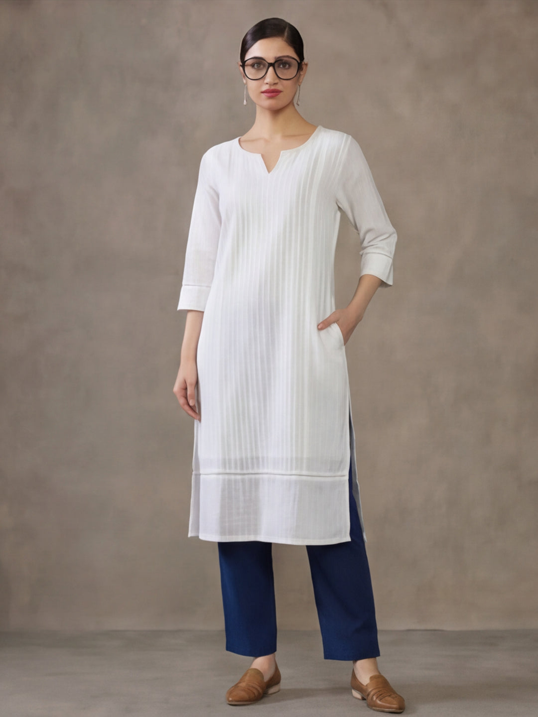 Jaipur Kurti Women's Pin Tucks Straight Cotton Kurta White