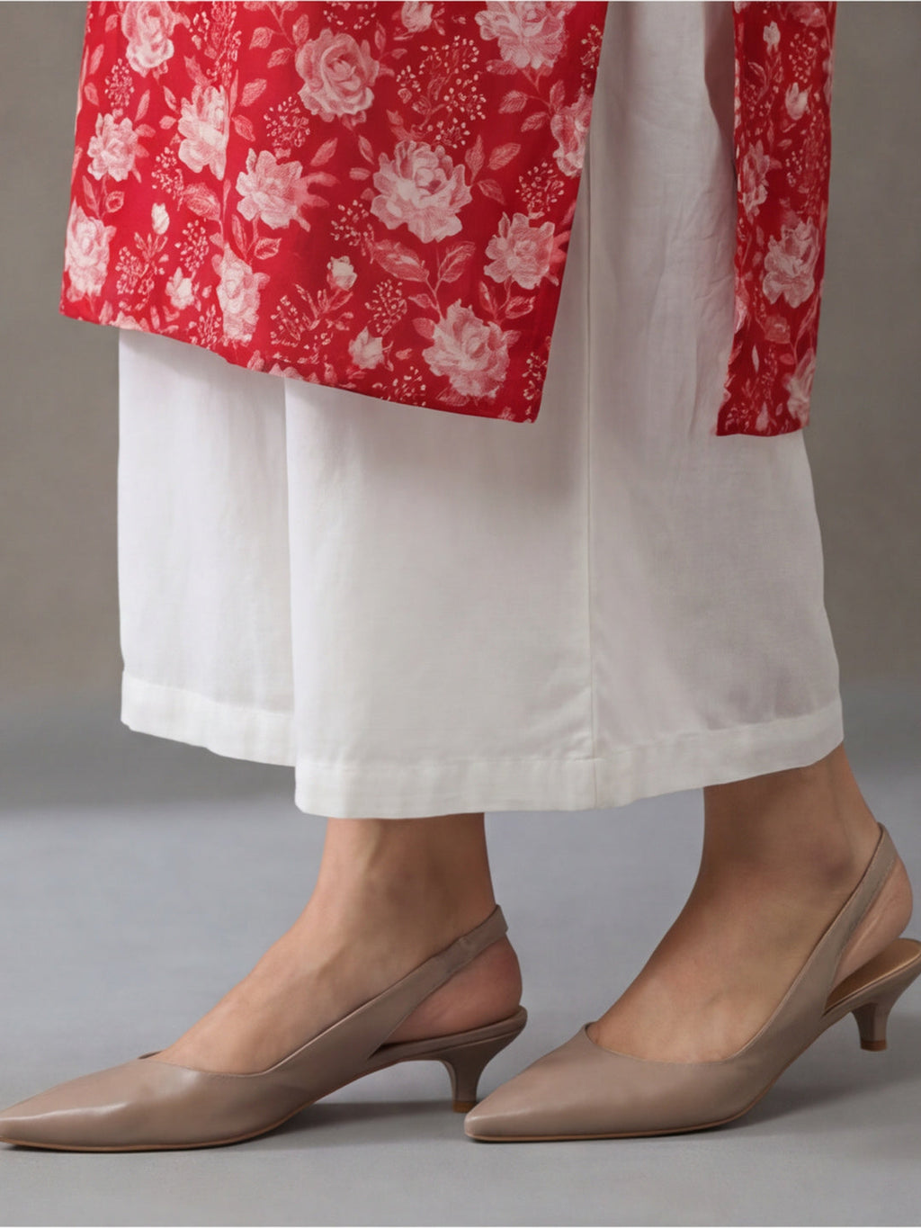 Jaipur Kurti Women's Floral Printed Straight Pure Cotton Kurta Red