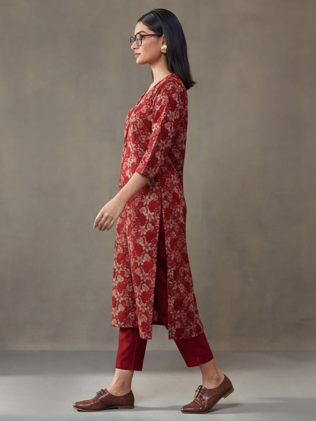 Jaipur Kurti Women's Floral Printed Straight Pure Cotton Kurta Red