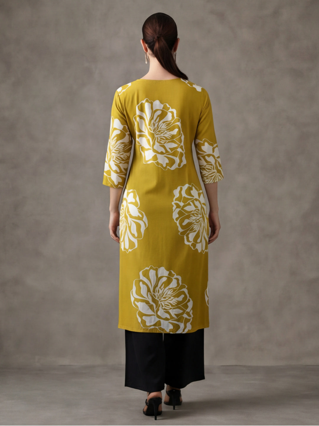 Jaipur Kurti Women's Floral Embroidered Straight Kurta Cotton Yellow