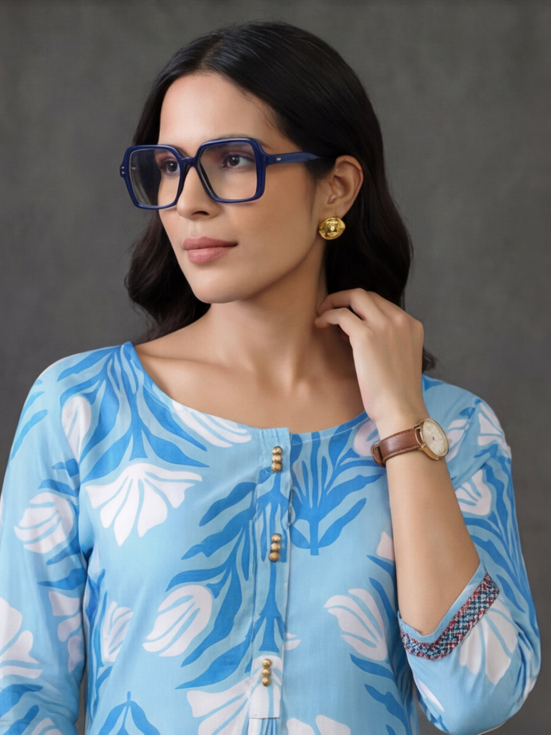 Jaipur Kurti Women's Floral Embroidered Straight Kurta Viscose Rayon Blue