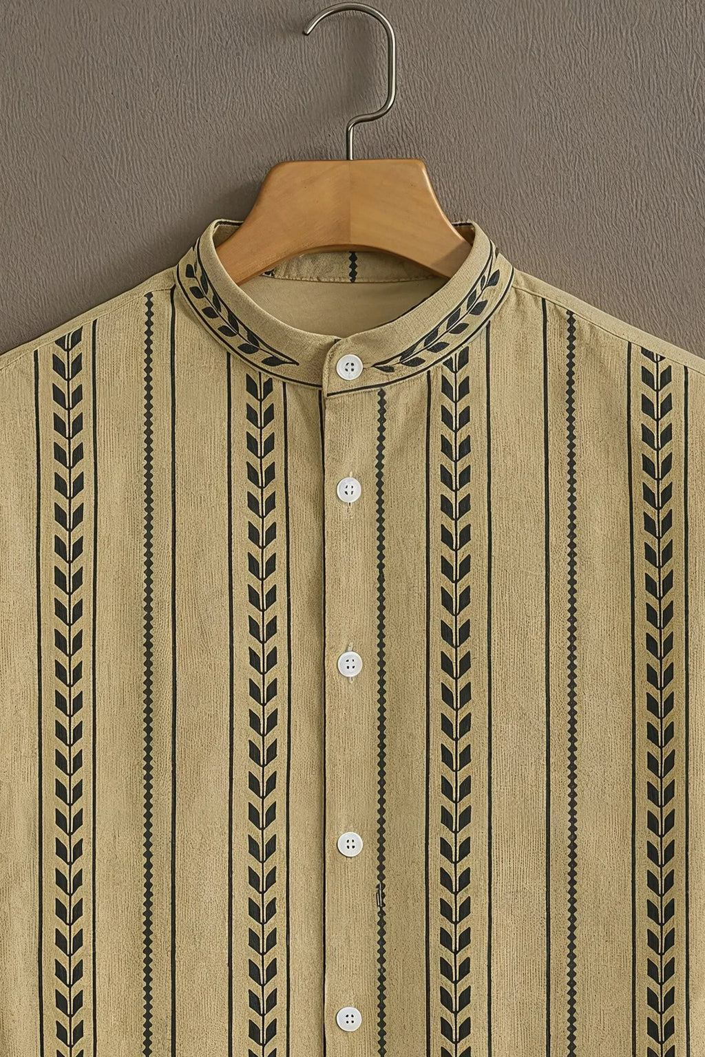 Men's Beige Black Leaf Stripe Mandarin Collar Half Sleeve Shirt